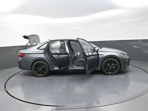 New 2026 Volkswagen Jetta SE image 35