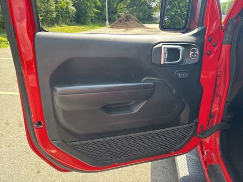 Used 2021 Jeep Wrangler Unlimited Sport image 41