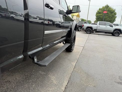 Used 2018 RAM 2500 Longhorn w/ Snow Chief Group image 16