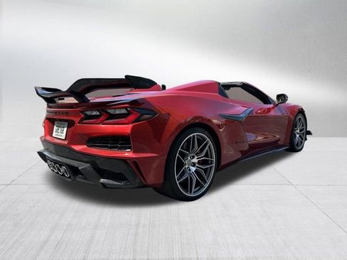 Used 2024 Chevrolet Corvette Z06 w/ Z07 Performance Package RWD image 15