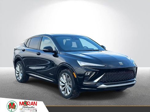 Certified 2024 Buick Envista Avenir image 2