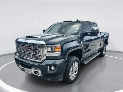 Used 2019 GMC Sierra 2500 Denali w/ Duramax Plus Package
