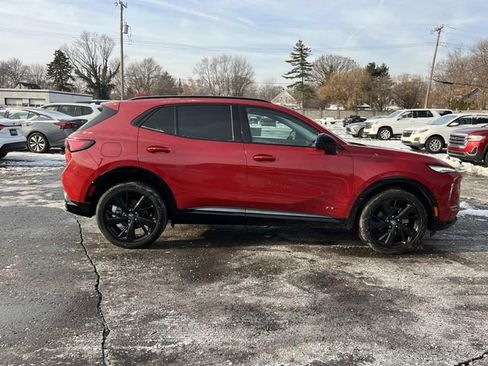 New 2025 Buick Envision Sport Touring image 6