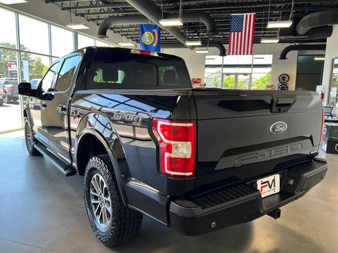 Used 2018 Ford F150 XLT w/ Equipment Group 302A Luxury AWD/4WD image 5