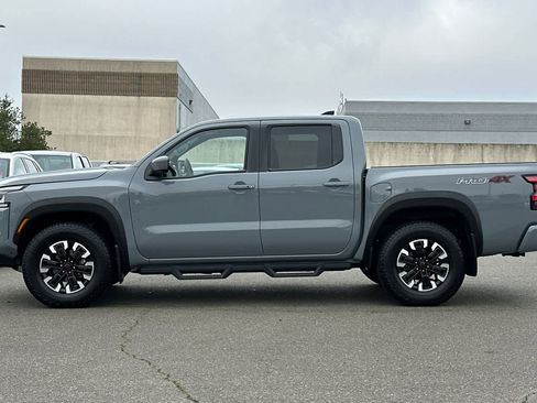 Used 2023 Nissan Frontier PRO-4X w/ Pro Convenience Package image 9