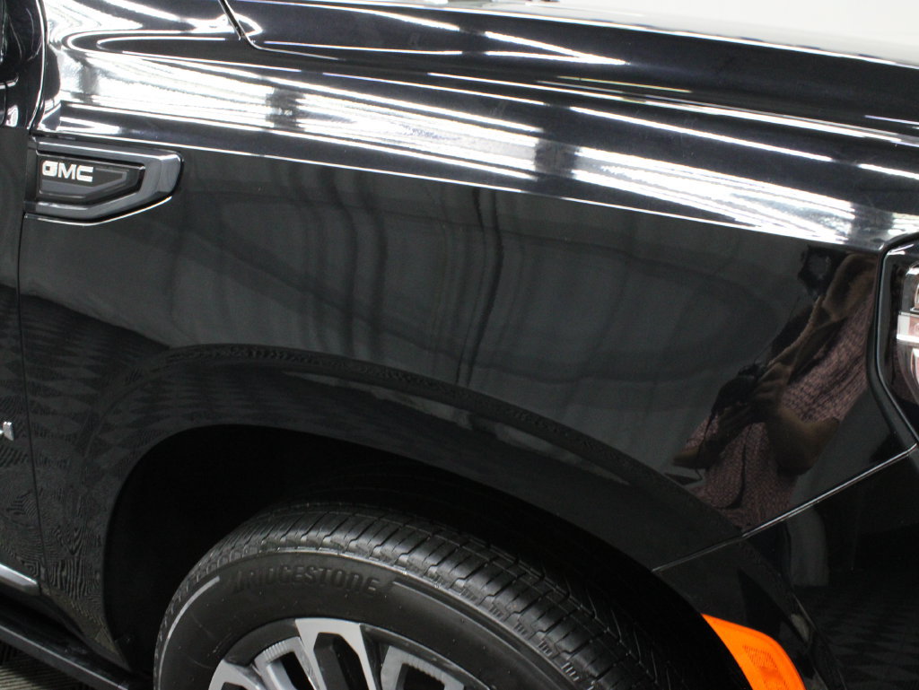 Used 2023 GMC Yukon Denali Ultimate AWD/4WD image 42