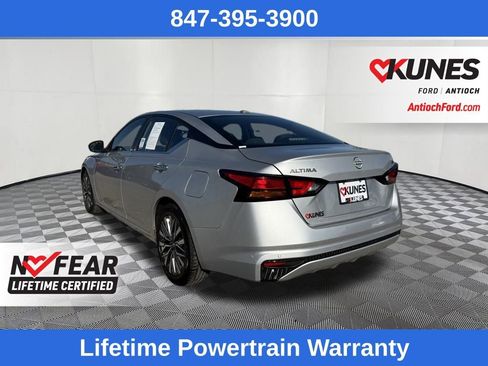 Used 2024 Nissan Altima 2.5 SV image 5