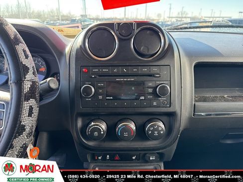 Used 2015 Jeep Patriot Latitude image 14