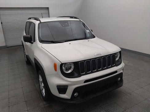Used 2022 Jeep Renegade Latitude AWD/4WD image 14