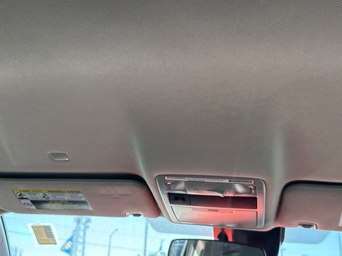 Used 2022 Toyota Tacoma SR image 15