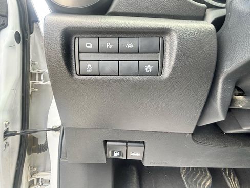 Used 2023 Nissan Versa S FWD image 41