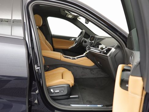 New 2026 BMW X6 xDrive40i image 18