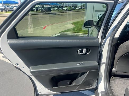 Used 2024 Hyundai Ioniq 5 SEL RWD image 35