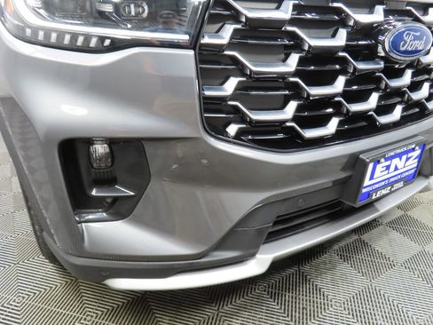 Used 2026 Ford Explorer Platinum AWD/4WD image 55