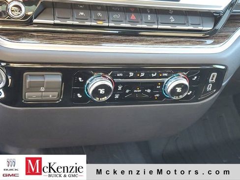 New 2026 GMC Sierra 1500 SLE AWD/4WD image 17