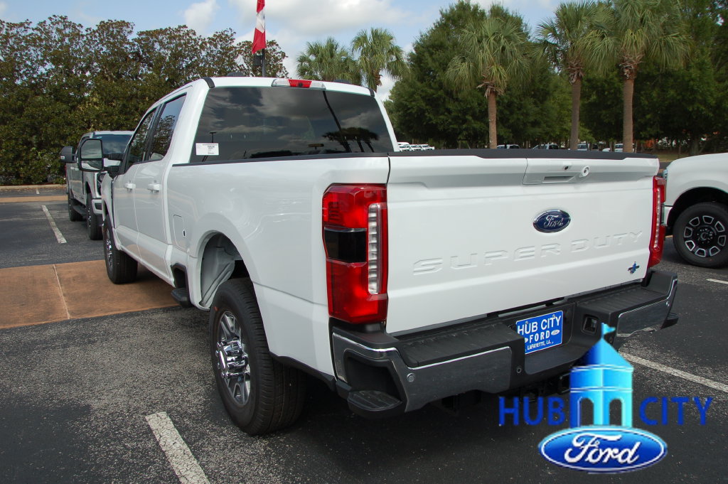 New 2026 Ford F350 Lariat w/ Camper Package RWD image 3