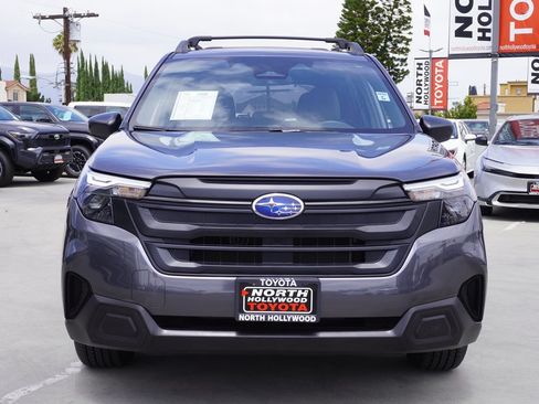 Used 2025 Subaru Forester AWD/4WD image 3