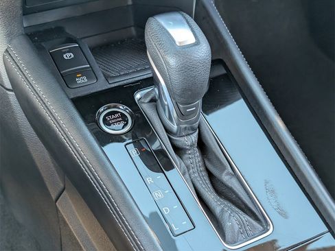 Certified 2023 Nissan Kicks SV image 18