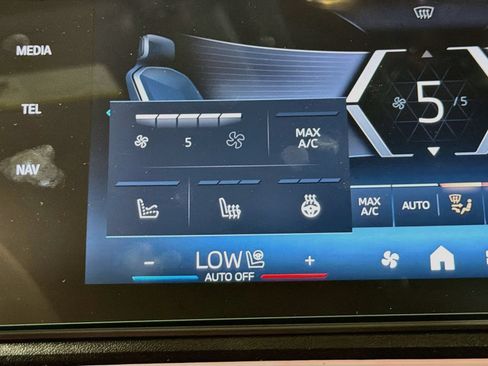 New 2026 BMW X1 xDrive28i w/ Technology Package AWD/4WD image 19
