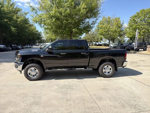 Used 2026 RAM 3500 Tradesman AWD/4WD image 4