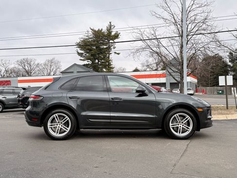 Used 2022 Porsche Macan image 5