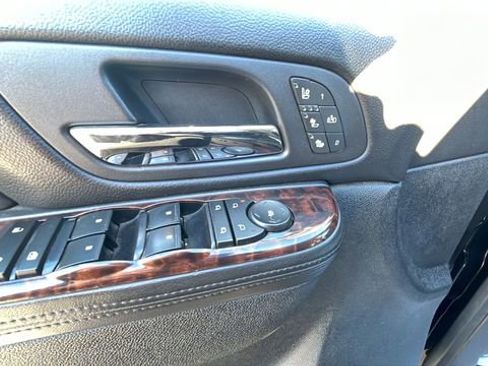 Used 2013 GMC Sierra 2500 Denali w/ Snow Plow Prep Package image 25