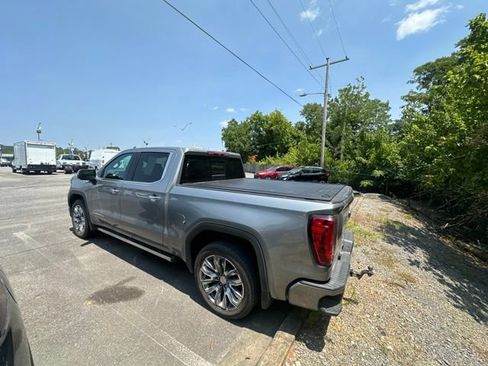 Used 2025 GMC Sierra 1500 Denali AWD/4WD image 6