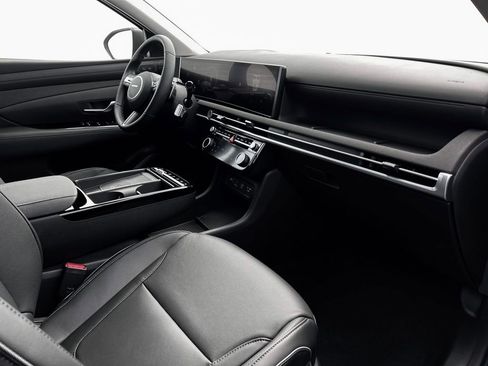 New 2026 Hyundai Tucson Limited image 23