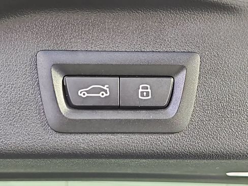 Used 2026 BMW X5 sDrive40i RWD image 13