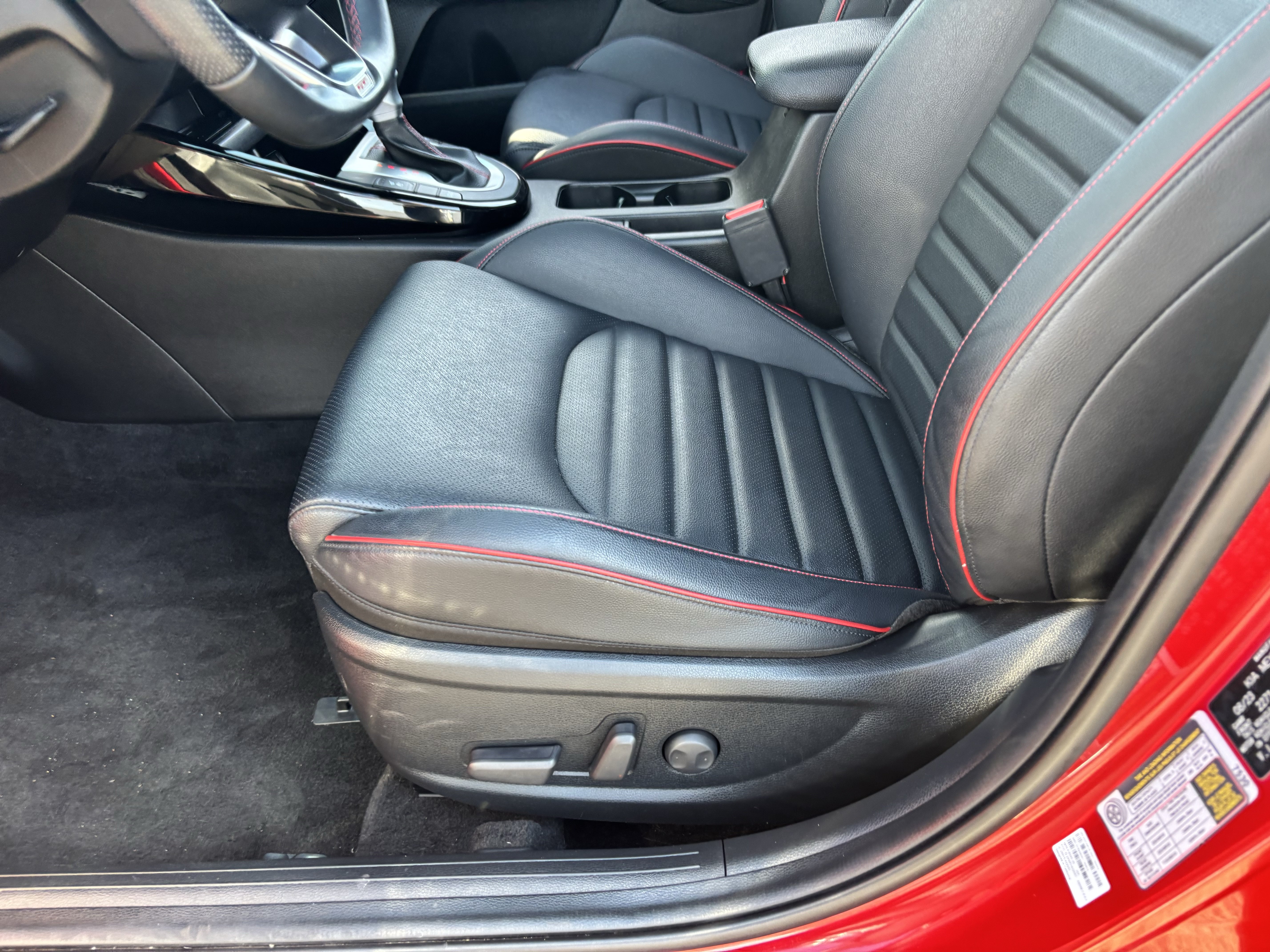 Certified 2024 Kia Forte GT w/ GT2 Package FWD image 19