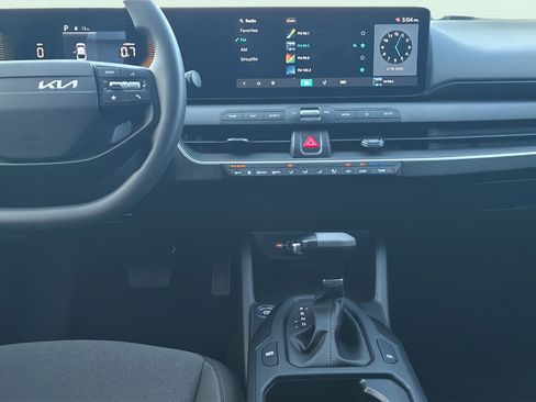 Used 2026 Kia K4 FWD image 23