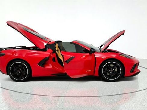 Used 2023 Chevrolet Corvette Stingray Premium Cpe w/ Z51 Performance Package RWD image 20