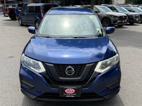 Used 2018 Nissan Rogue S AWD/4WD image 2