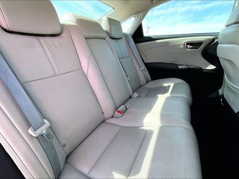 Used 2017 Toyota Avalon Limited w/ Carpet Mat Package FWD image 25
