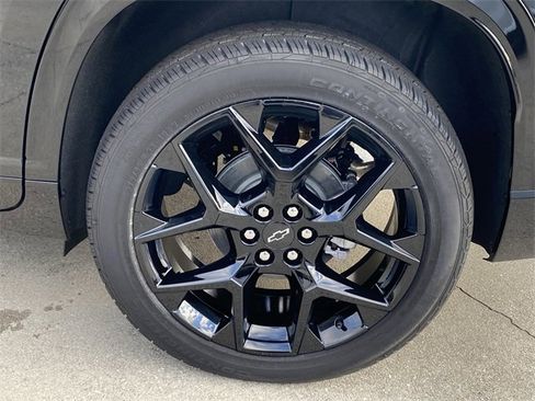 New 2025 Chevrolet Traverse RS w/ LPO, Floor Liner Package image 26