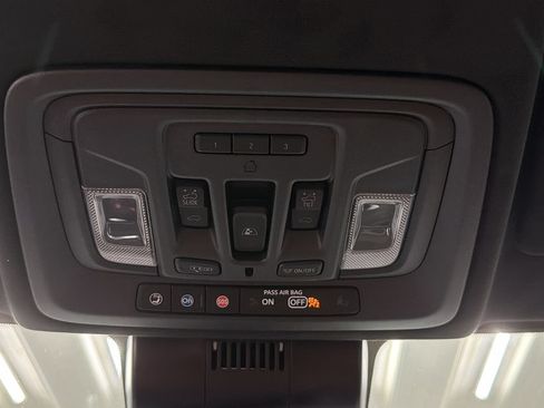 Used 2026 GMC Sierra 3500 Denali Ultimate AWD/4WD image 36