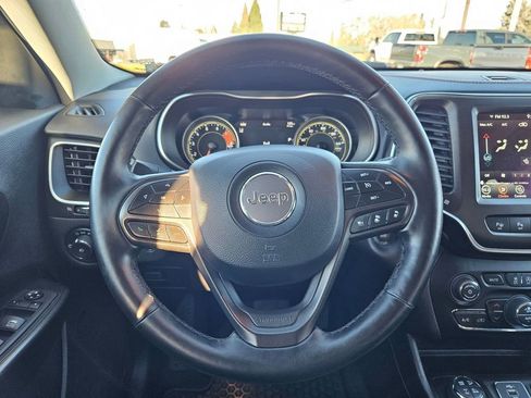 Used 2021 Jeep Cherokee Trailhawk w/ Sun, Sound & Nav Group image 15