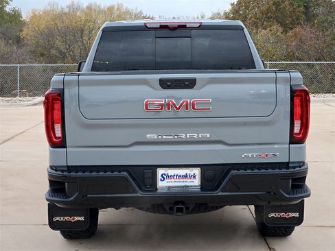 Used 2024 GMC Sierra 1500 AT4X image 7