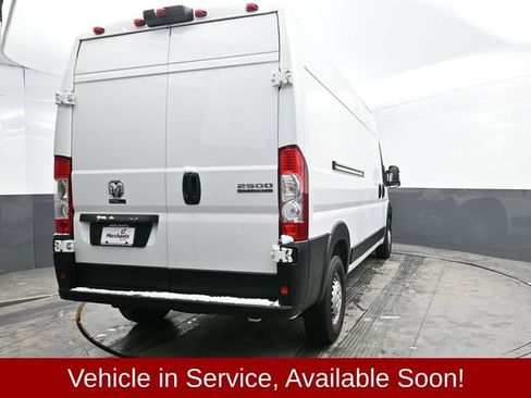 Used 2025 RAM ProMaster 2500 w/ Convenience Group image 6