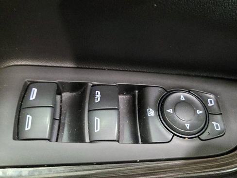 Used 2019 GMC Acadia SLT AWD/4WD image 27