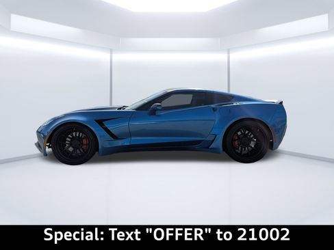 Used 2019 Chevrolet Corvette Stingray Coupe image 7