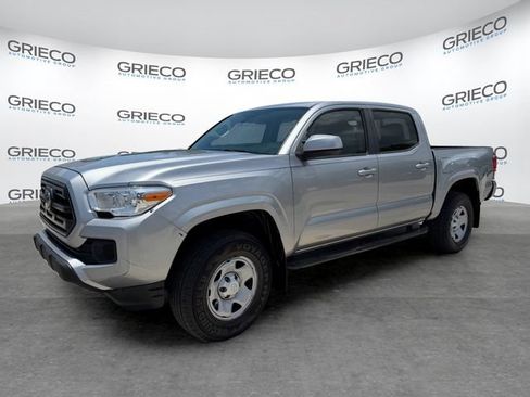 Used 2019 Toyota Tacoma SR w/ SR Convenience Package RWD image 3
