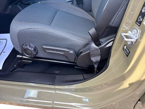 New 2026 Jeep Gladiator Sport image 18