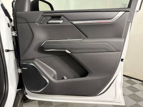 New 2025 GMC Acadia Elevation w/ Elevation Premium Package image 23