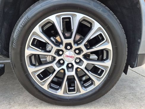 Used 2025 GMC Yukon Denali w/ Denali Reserve Package AWD/4WD image 26