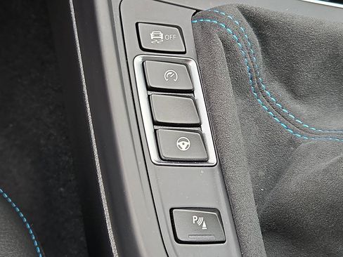 Used 2021 BMW M2 Competition image 27