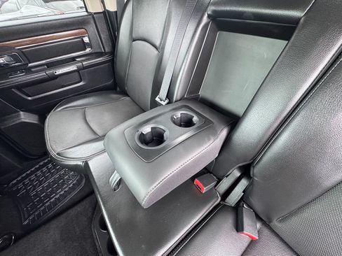 Used 2014 RAM 1500 Laramie w/ Convenience Group AWD/4WD image 33