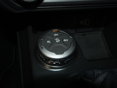 New 2026 Ford Bronco 2-Door AWD/4WD image 14