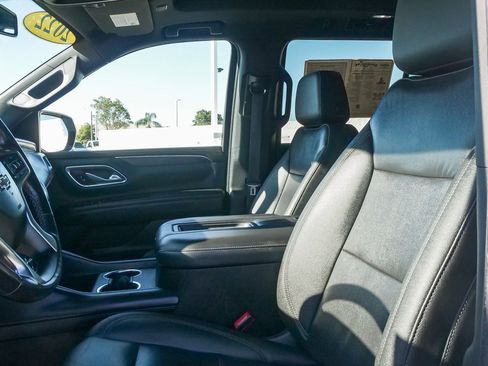 Used 2022 Chevrolet Tahoe Z71 w/ Z71 Off-Road Package image 18