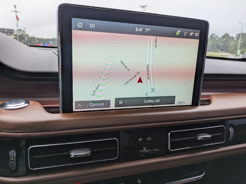 Used 2023 Lincoln Aviator Reserve w/ Equipment Group 201A RWD image 12